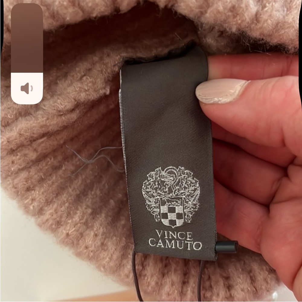 Vince Camuto Pink Beanie with Pom-Pom and Beads - Picture 7 of 9